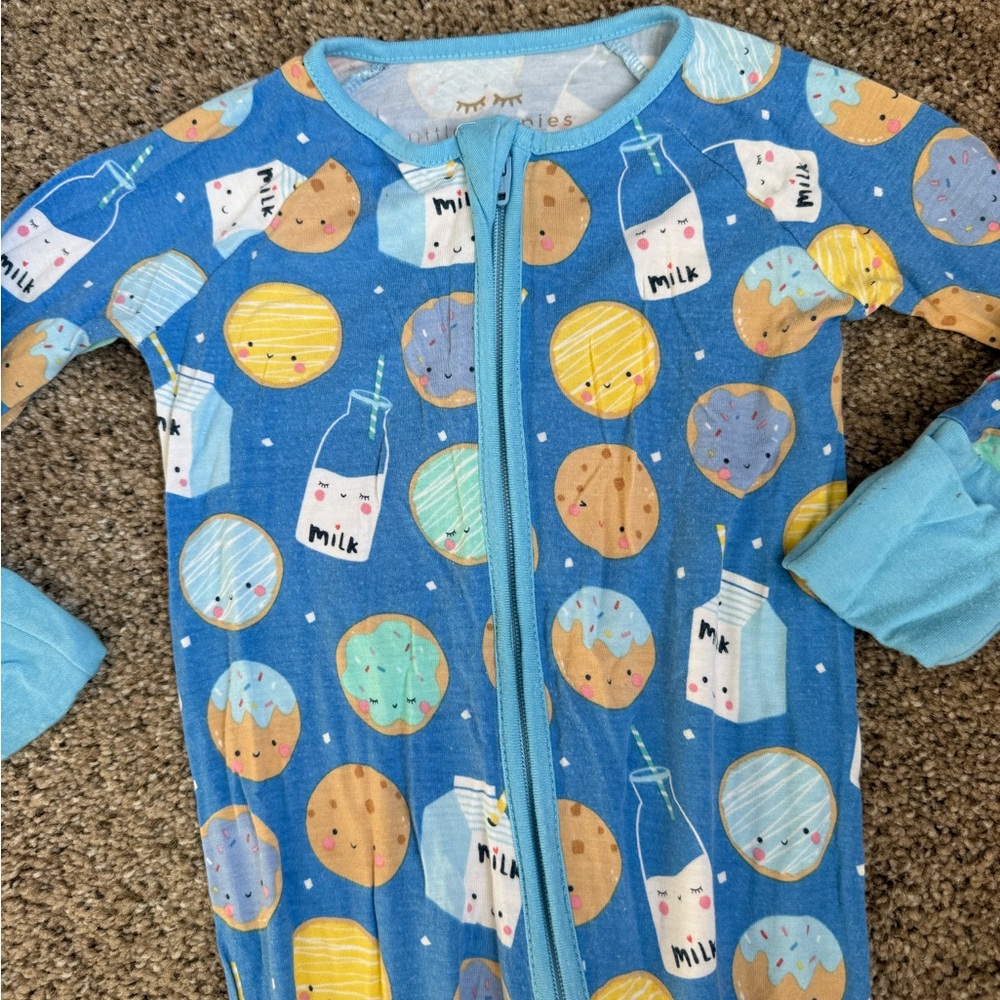 Little Sleepies milk and cookies